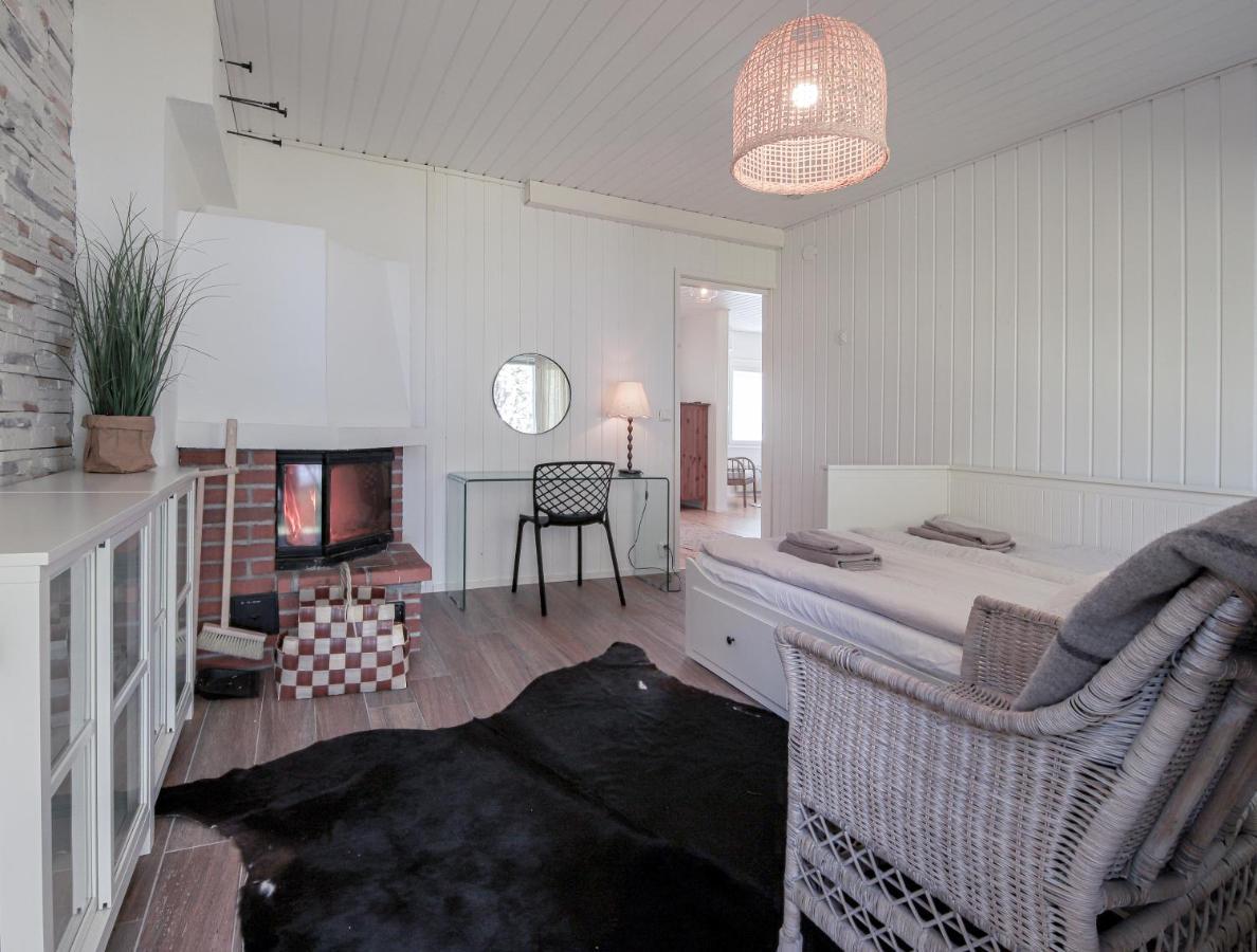Lakeside Holiday Home Рованиеми Экстерьер фото